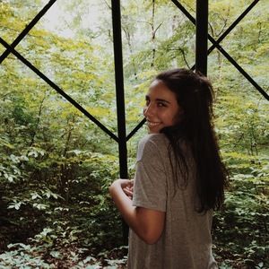 Meet your Posher, Julia